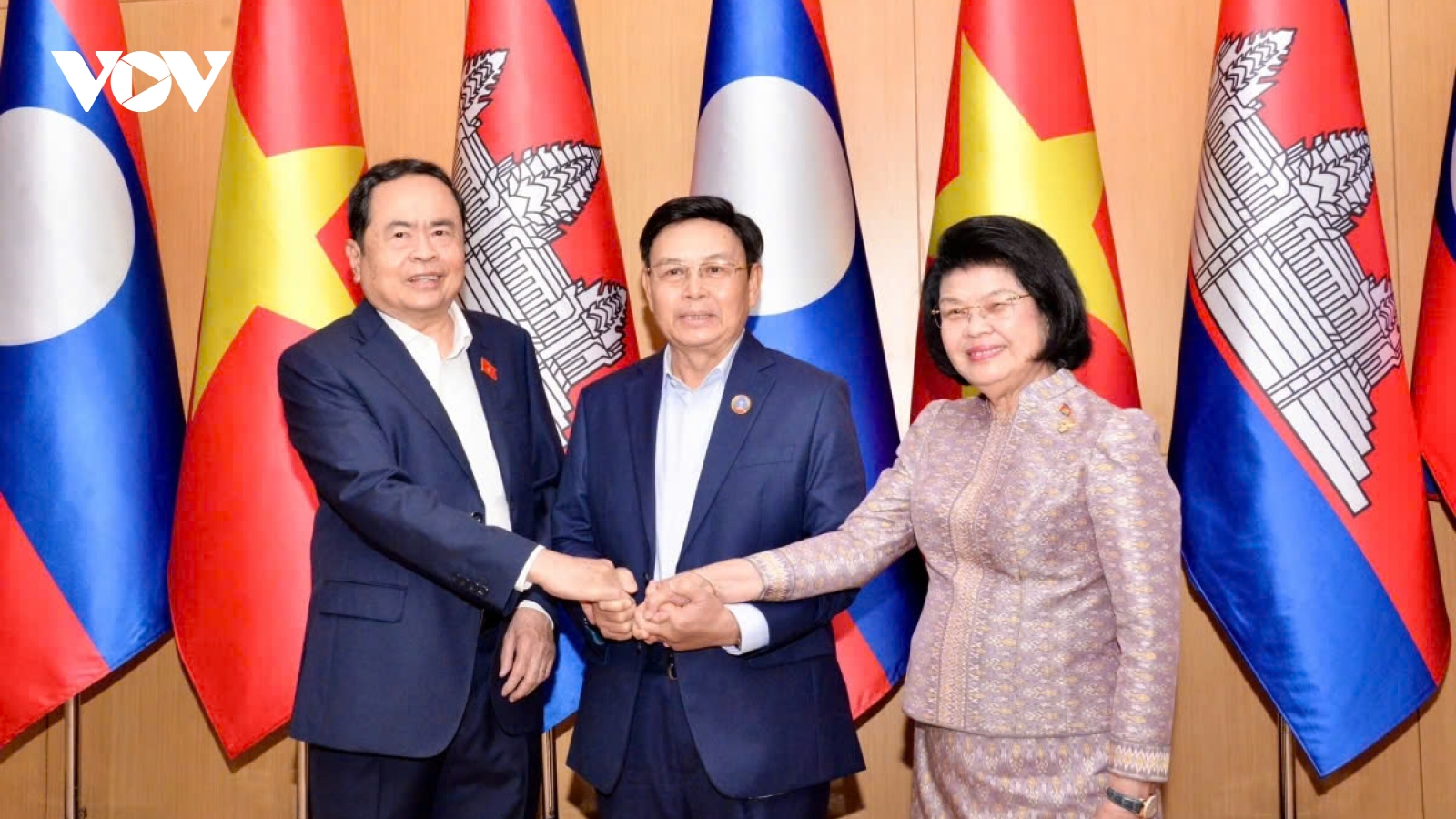 Top legislators of Vietnam, Laos and Cambodia meet ahead of AIPA-45 meeting